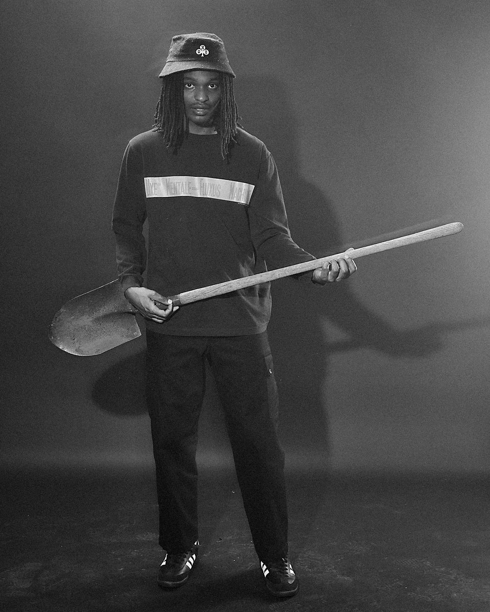 "FLUXUS MACHINE" Standard Fit Long Sleeve Tee - Washed Black